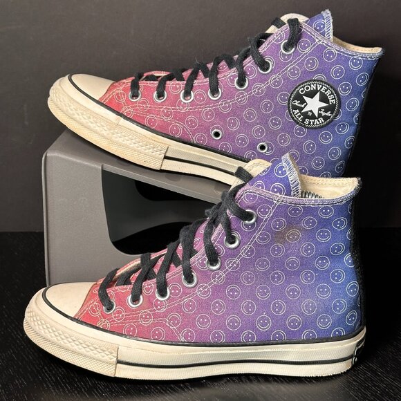 Converse Happy Camper - Sz 6 - Smiley Faces - Chuck Taylor All-Star Sneakers - Picture 1 of 10
